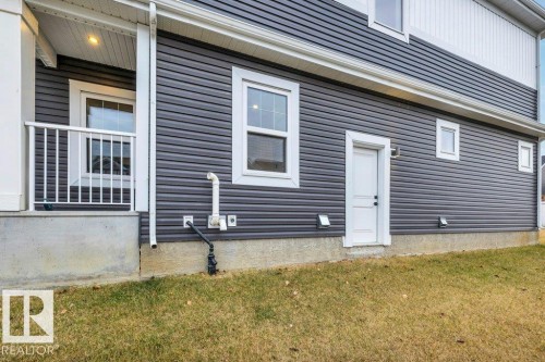 560 Stout Bend, Leduc, AB - Outdoor