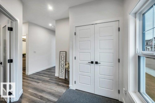 560 Stout Bend, Leduc, AB - Indoor Photo Showing Other Room