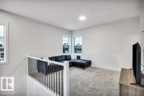 560 Stout Bend, Leduc, AB - Indoor Photo Showing Other Room