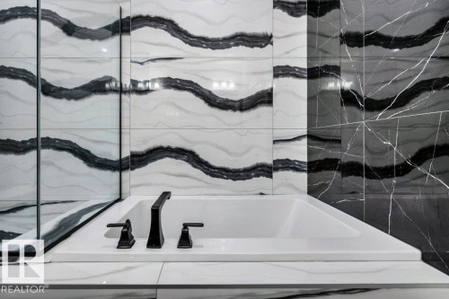 560 Stout Bend, Leduc, AB - Indoor Photo Showing Bathroom