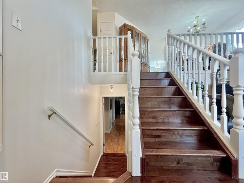 3772 30 Street, Edmonton, AB - Indoor Photo Showing Other Room