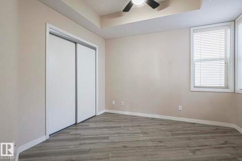 100 4835 104A Street Nw, Edmonton, AB - Indoor Photo Showing Other Room