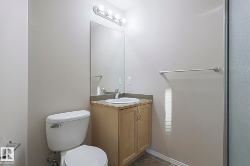 100 4835 104A Street Nw, Edmonton, AB - Indoor Photo Showing Bathroom