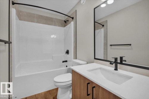 10 Hunter Place, Spruce Grove, AB - Indoor Photo Showing Bathroom