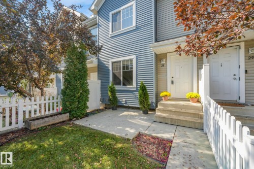 28 8304 11 Avenue, Edmonton, AB - Outdoor