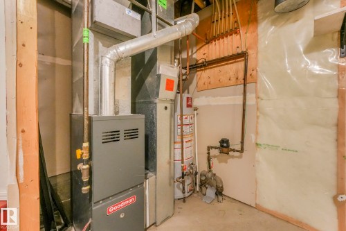 28 8304 11 Avenue, Edmonton, AB - Indoor Photo Showing Basement