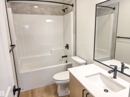 85 Brickyard Drive, Stony Plain, AB - Indoor Photo Showing Bathroom