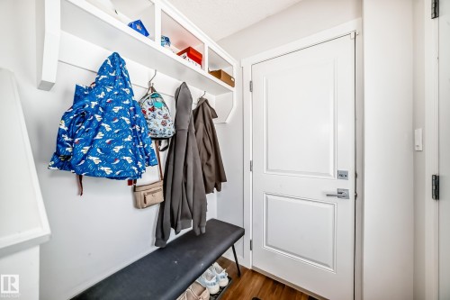 1077 Cy Becker Road, Edmonton, AB - Indoor Photo Showing Other Room