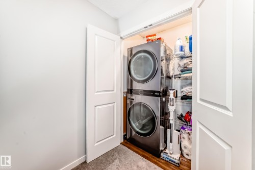 1077 Cy Becker Road, Edmonton, AB - Indoor Photo Showing Laundry Room