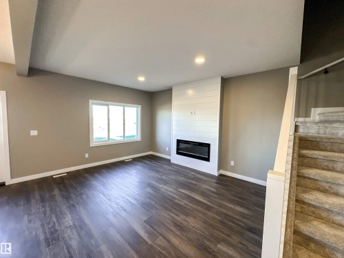 20 Eton Link, Spruce Grove, AB - Indoor With Fireplace