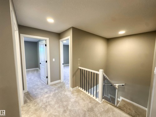20 Eton Link, Spruce Grove, AB - Indoor Photo Showing Other Room