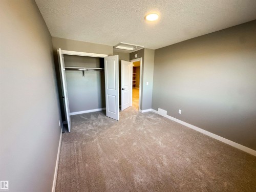 20 Eton Link, Spruce Grove, AB - Indoor Photo Showing Other Room