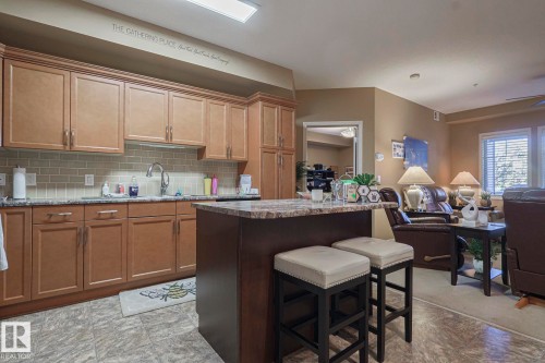 116 4450 Mccrae Avenue Nw, Edmonton, AB - Indoor Photo Showing Kitchen