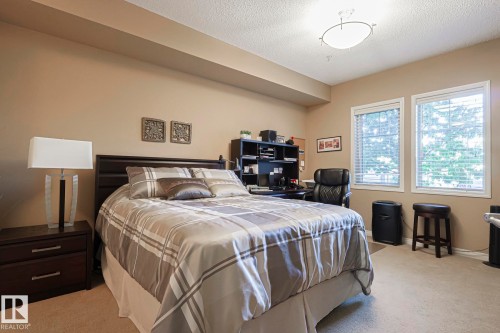 116 4450 Mccrae Avenue Nw, Edmonton, AB - Indoor Photo Showing Bedroom
