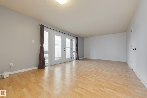 161 Royal Road, Edmonton, AB - Indoor Photo Showing Other Room