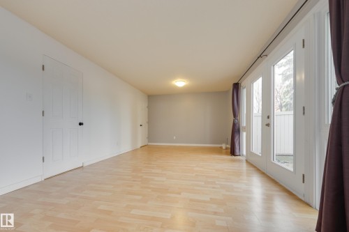 161 Royal Road, Edmonton, AB - Indoor Photo Showing Other Room