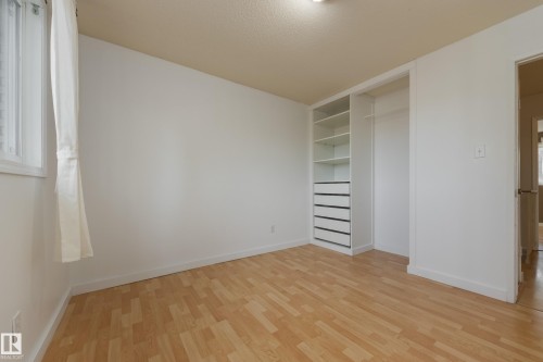161 Royal Road, Edmonton, AB - Indoor Photo Showing Other Room