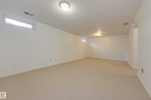 161 Royal Road, Edmonton, AB - Indoor Photo Showing Other Room