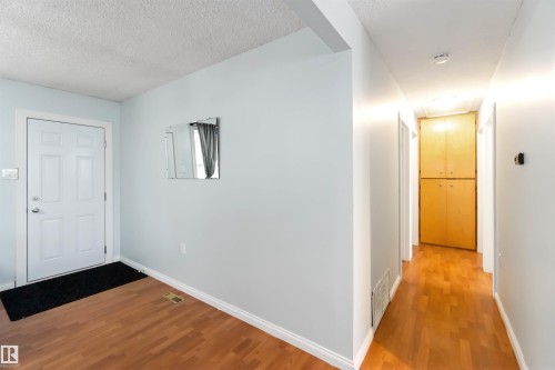 17 Ross Drive, Fort Saskatchewan, AB - Indoor Photo Showing Other Room