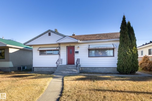 7315 83 Street, Edmonton, AB - Outdoor