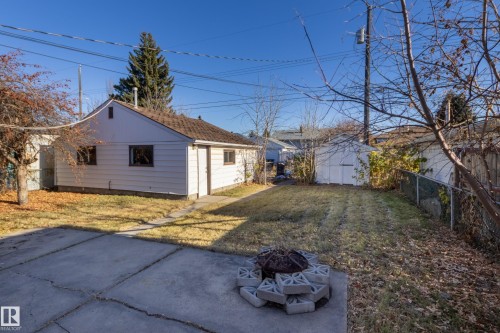 7315 83 Street, Edmonton, AB - Outdoor