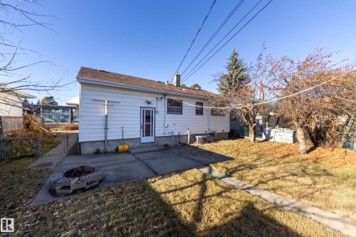 7315 83 Street, Edmonton, AB - Outdoor