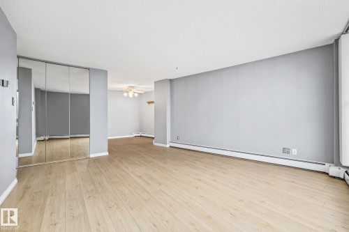 805 12141 Jasper Avenue, Edmonton, AB - Indoor Photo Showing Other Room