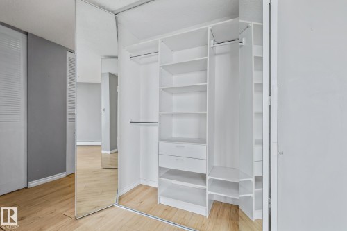 805 12141 Jasper Avenue, Edmonton, AB - Indoor