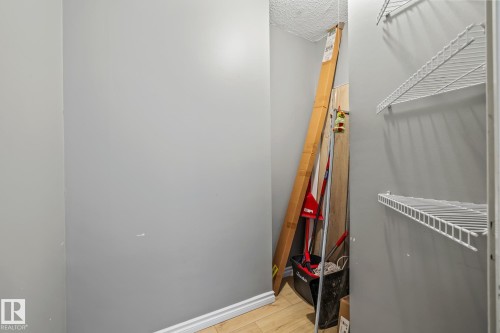 805 12141 Jasper Avenue, Edmonton, AB - Indoor