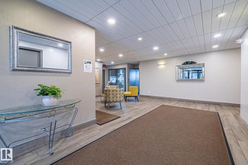 805 12141 Jasper Avenue, Edmonton, AB - Indoor Photo Showing Other Room