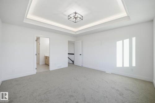 68 Hemingway Crescent, Spruce Grove, AB - Indoor Photo Showing Other Room