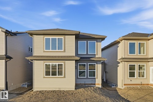 68 Hemingway Crescent, Spruce Grove, AB - Outdoor