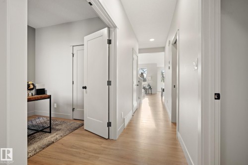 10 Grayson Green, Stony Plain, AB - Indoor Photo Showing Other Room