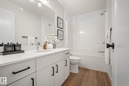 10 Grayson Green, Stony Plain, AB - Indoor Photo Showing Bathroom