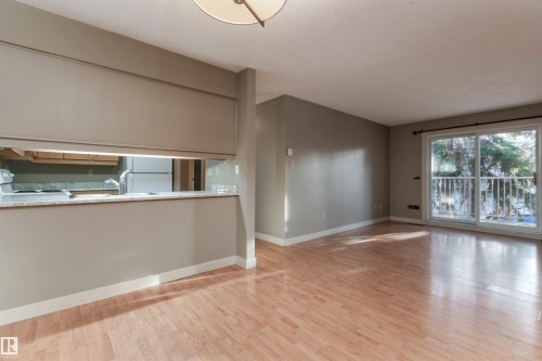 208 22 Alpine Place, St. Albert, AB - Indoor