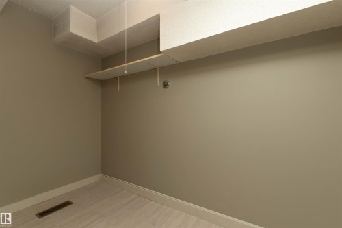208 22 Alpine Place, St. Albert, AB - Indoor Photo Showing Other Room