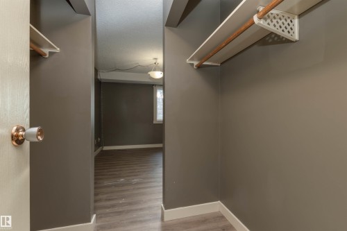208 22 Alpine Place, St. Albert, AB - Indoor