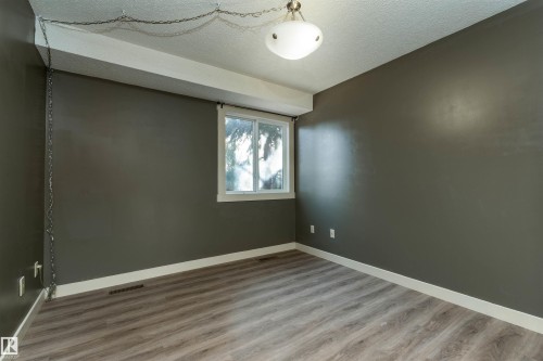 208 22 Alpine Place, St. Albert, AB - Indoor Photo Showing Other Room