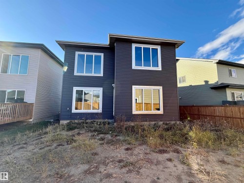 615 Astoria Way, Devon, AB - Outdoor