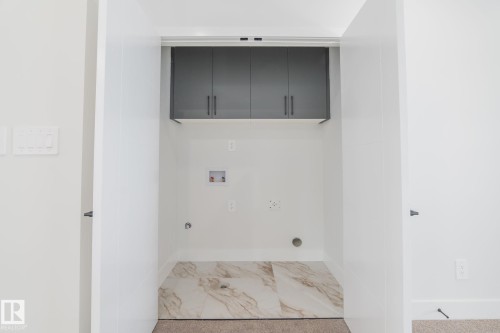 615 Astoria Way, Devon, AB - Indoor Photo Showing Other Room