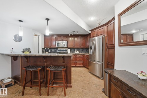 2012 Parkland Drive, Rural Parkland County, AB - Indoor Photo Showing Kitchen