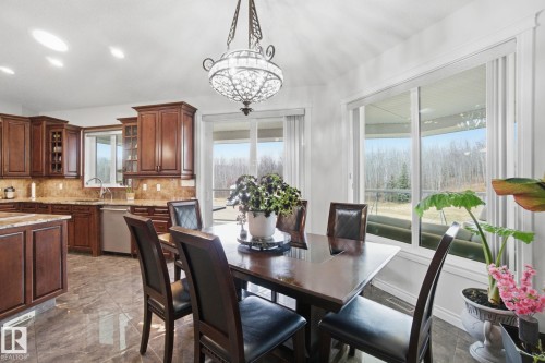 2012 Parkland Drive, Rural Parkland County, AB - Indoor Photo Showing Dining Room