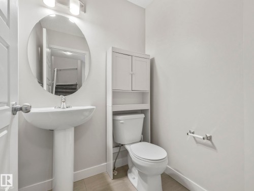11 4470 Prowse Road, Edmonton, AB - Indoor Photo Showing Bathroom