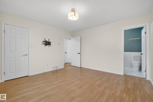 6520 154 Avenue, Edmonton, AB - Indoor Photo Showing Other Room