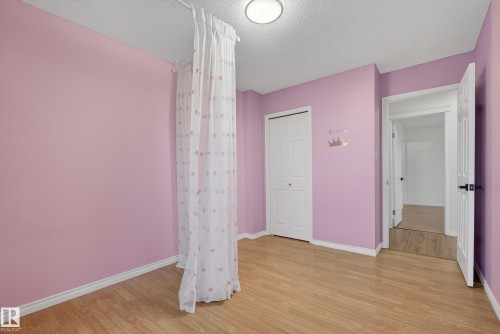 6520 154 Avenue, Edmonton, AB - Indoor Photo Showing Other Room