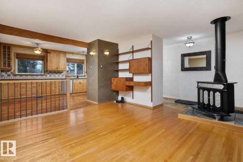 9124 167 Street, Edmonton, AB - Indoor