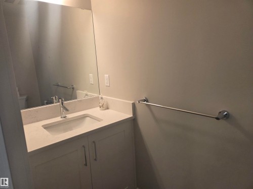 736 200 Bellerose Drive, St. Albert, AB - Indoor Photo Showing Bathroom