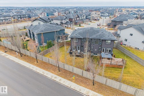 17504 13 Avenue, Edmonton, AB - Outdoor