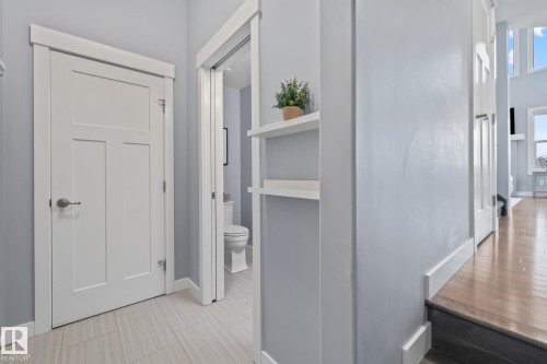 17504 13 Avenue, Edmonton, AB - Indoor Photo Showing Other Room