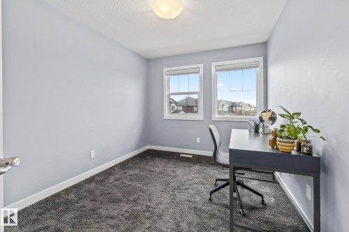 17504 13 Avenue, Edmonton, AB - Indoor Photo Showing Office